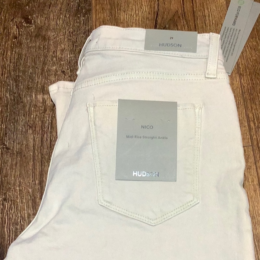 Hudson Nico midrise Street ankle jeans tan color inseam 28 size 29🦄